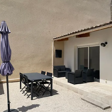 Moderne Proche Centre Village Holiday home Sainte-Cecile-les-Vignes